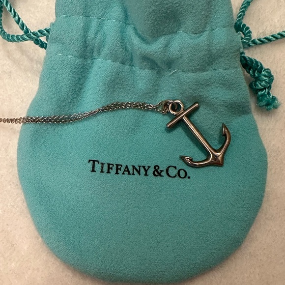 Rare Tiffany’s Anchor Sterling Silver Necklace - Picture 6 of 6